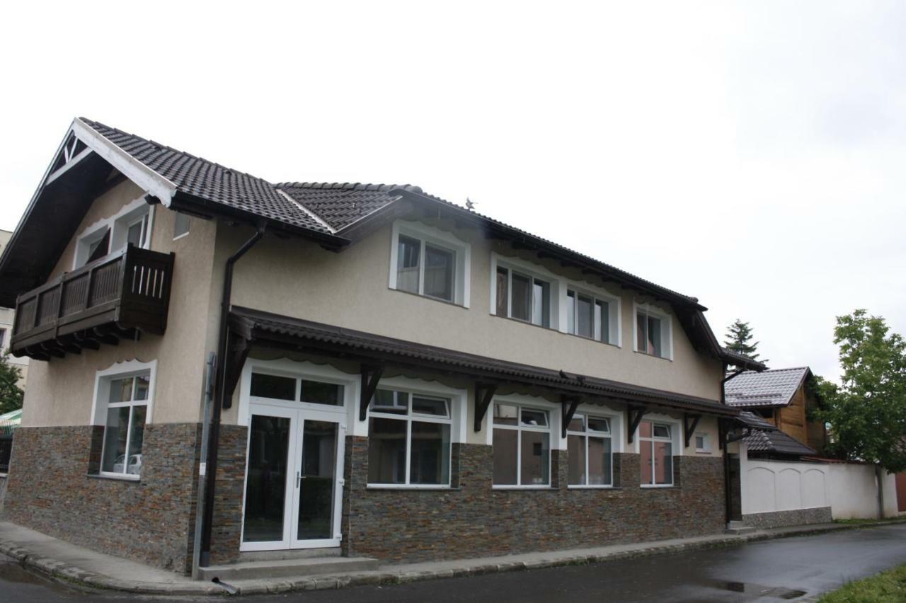 Casa Ianis Hotel Brasov Exterior photo
